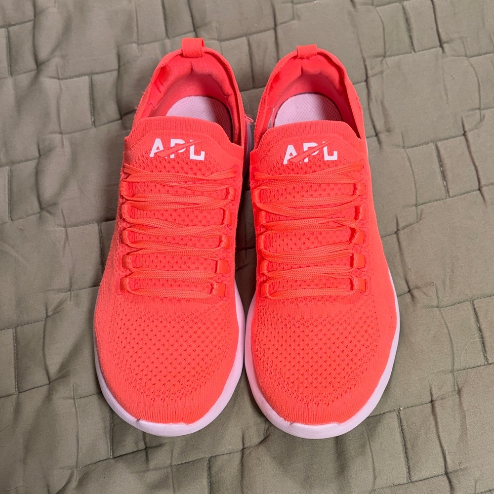 APL Techloom Breeze, Size 8